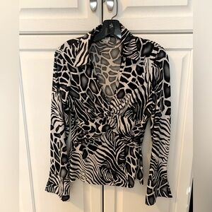 Cache Long Sleeve Size Medium black and white multi print form fitting top
